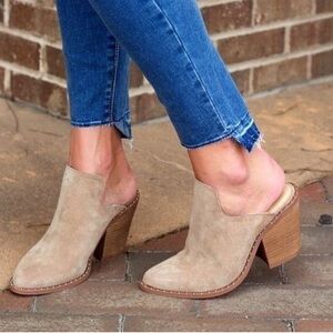 Chinese Laundry Suede Leather Tan Women's Mules Booties Block Heels 9.5